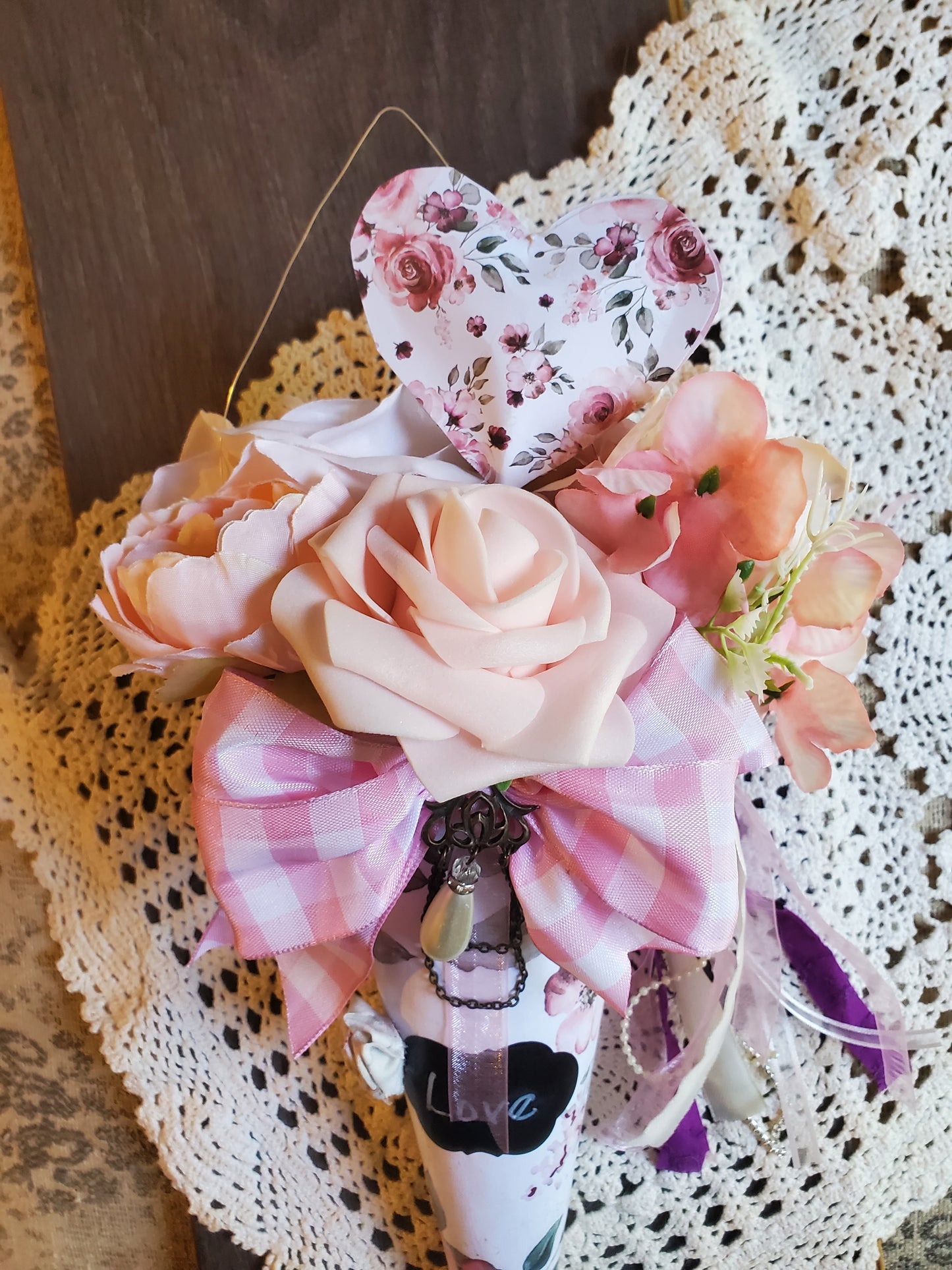 15" x 8" Pink and Purple LOVE flower pearl cone