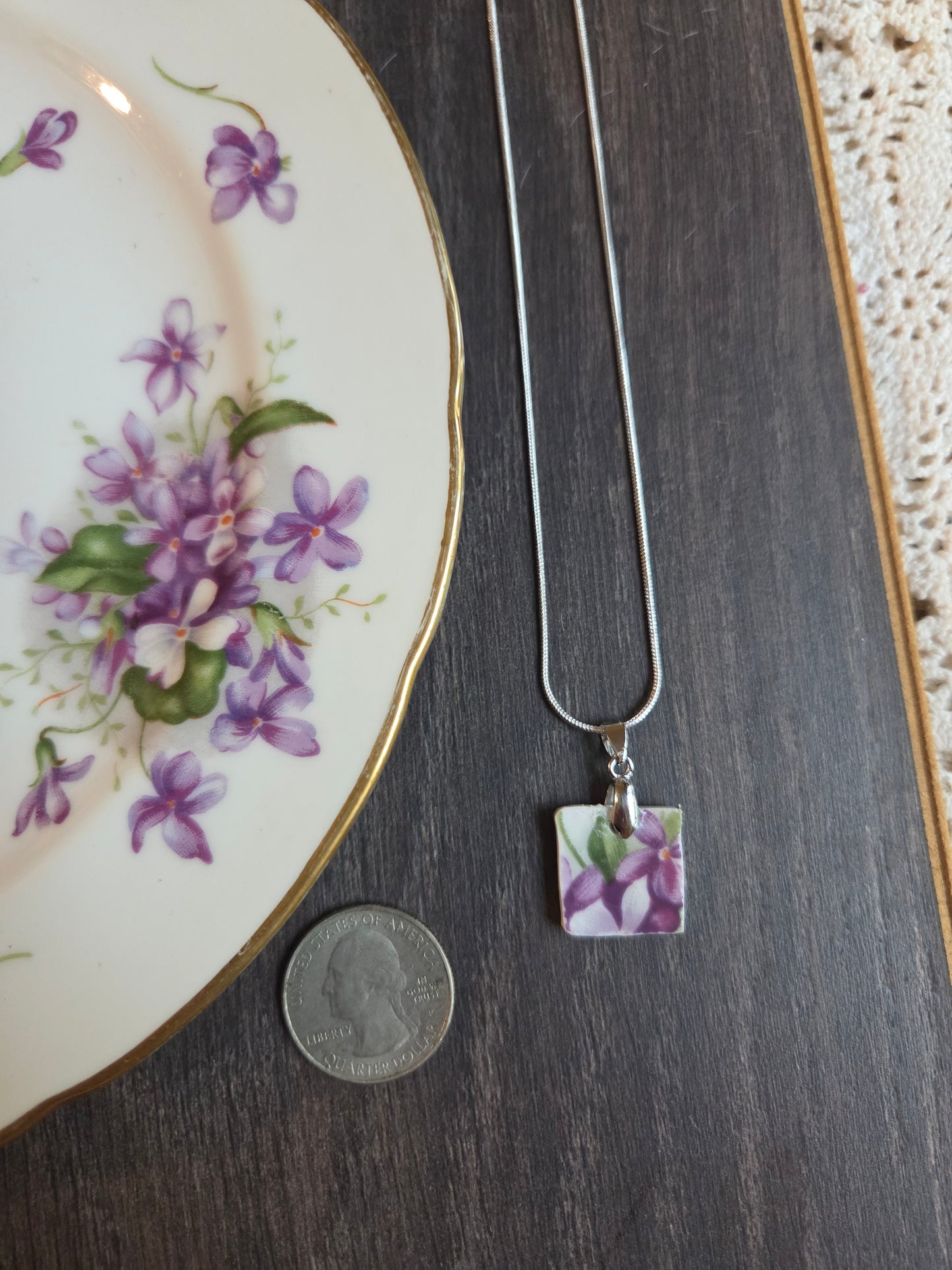 10" .925 sterling silver Snake chain Broken china square Violet necklace