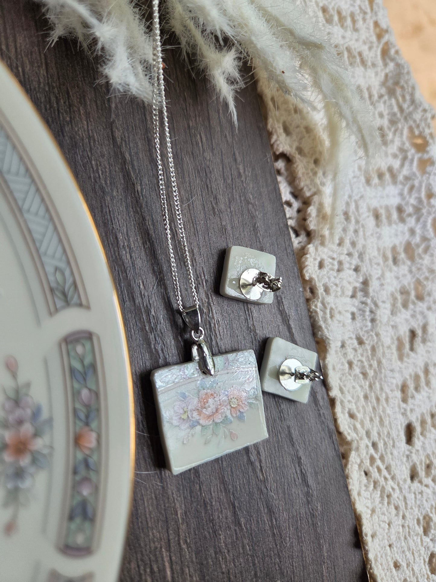 11" Stainless steel silver chain Broken china plate Square Blue and pink with matching post earrings