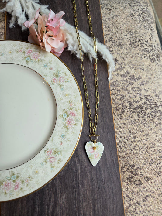 12" Gold paperclip chain Broken china plate Heart fashion necklace