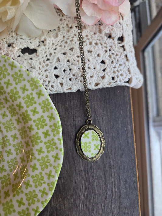 11" Antique style Green Broken china insert necklace